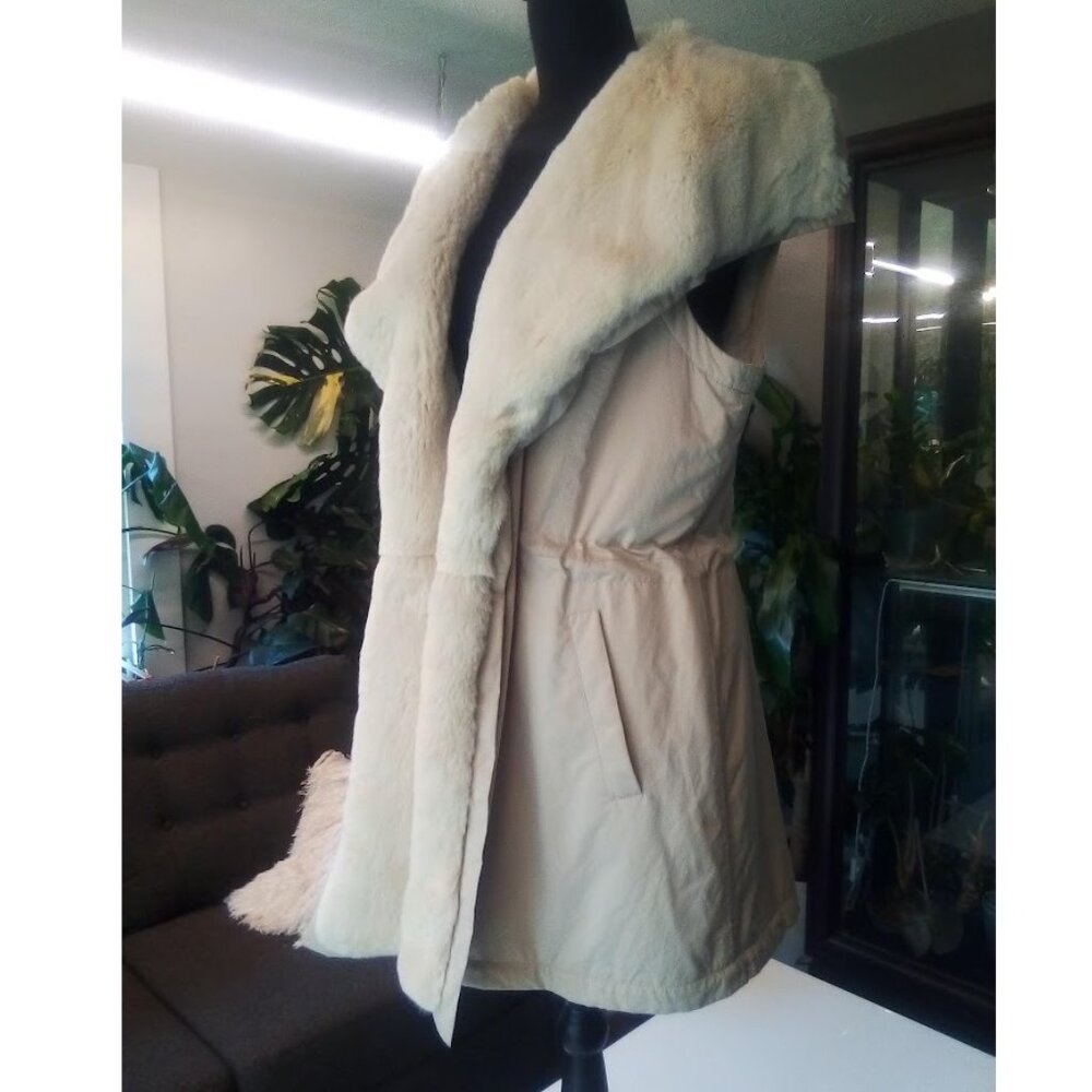 Lafayette 148 New York Cream Vest - Picture 5 of 10
